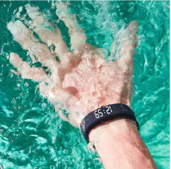 Bracelet montre intelligent numérique - Réveillez-vous en douceur et en silence